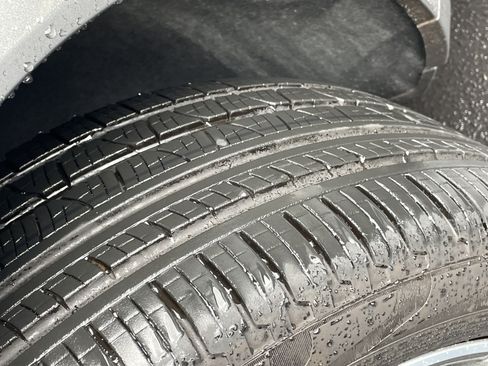 Used 2023 Porsche Cayenne AWD/4WD image 11