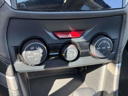 Used 2021 Subaru Forester Premium image 29