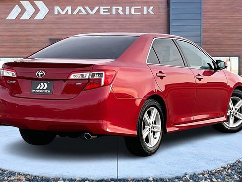 Used 2014 Toyota Camry SE w/ Fleet Convenience Package image 5