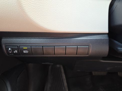 Certified 2022 Toyota Corolla LE FWD image 15