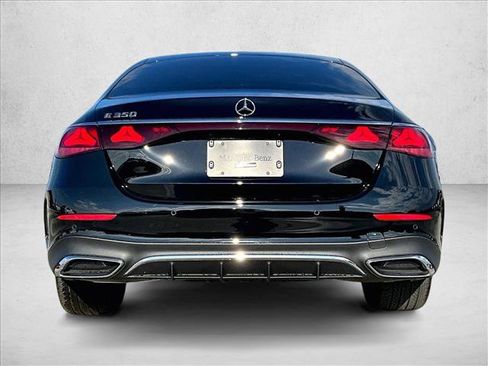 Used 2026 Mercedes-Benz E 350 Sedan image 4