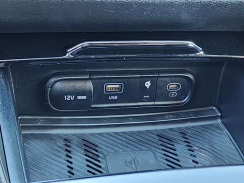 Used 2023 Kia Sportage SX Prestige image 13