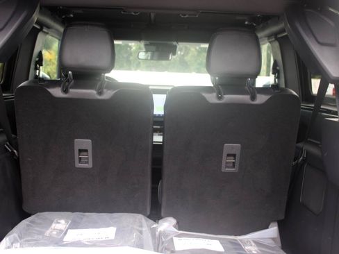 Used 2024 Ford Bronco Big Bend w/ Sasquatch Package AWD/4WD image 7