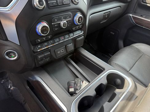 Used 2021 GMC Sierra 1500 SLT w/ SLT Premium Plus Package image 13