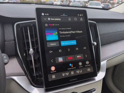 New 2026 Volvo XC90 B6 Ultra image 18