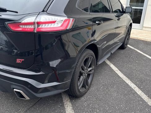 Used 2024 Ford Edge ST w/ Equipment Group 401A AWD/4WD image 5