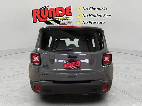 Used 2022 Jeep Renegade Altitude w/ Convenience Group image 4