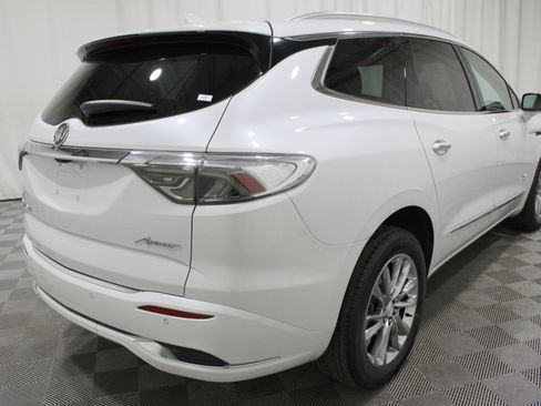 Used 2022 Buick Enclave Avenir w/ Avenir Technology Package image 24