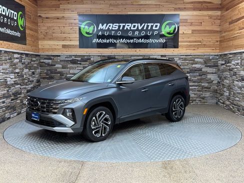 Used 2025 Hyundai Tucson Limited AWD/4WD image 5