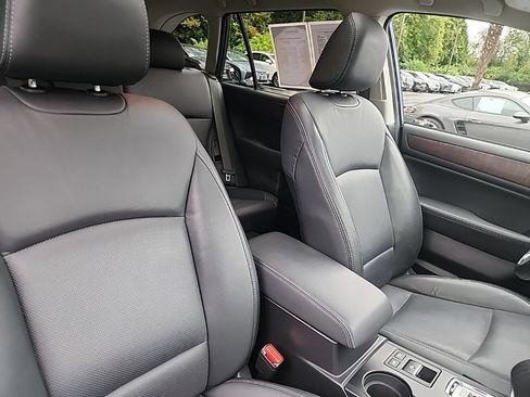 Used 2016 Subaru Outback 3.6R Limited AWD/4WD image 21