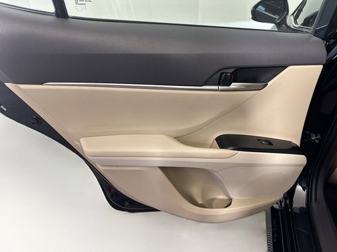 Used 2020 Toyota Camry LE w/ Carpet Mat Package FWD image 24