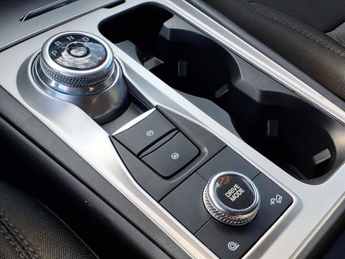 Certified 2022 Ford Explorer XLT image 23