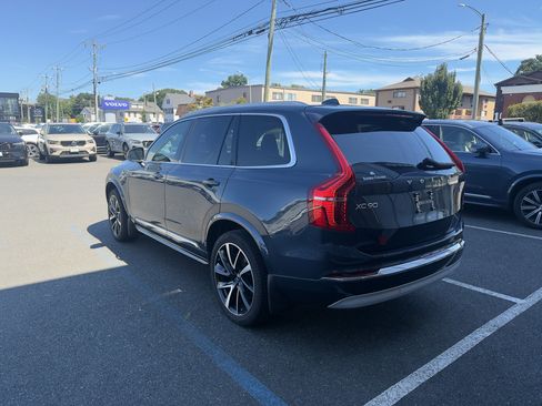 Certified 2022 Volvo XC90 T8 Inscription Expression w/ Advanced Package image 4