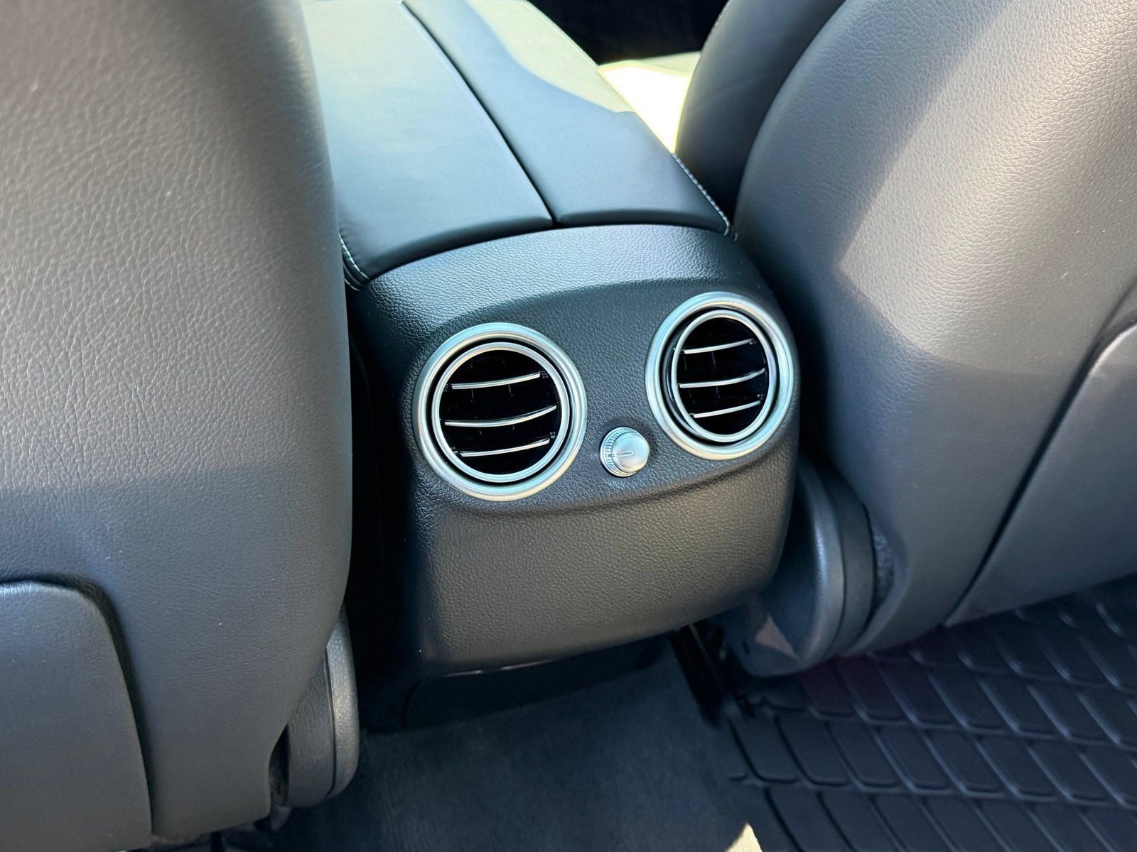 Used 2020 Mercedes-Benz GLC 63 AMG 4MATIC image 19