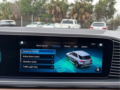 Used 2020 Mercedes-Benz GLE 450 4MATIC w/ AMG Line Exterior image 36