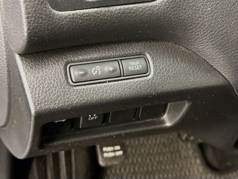 Used 2018 Nissan Altima 2.5 SR image 17