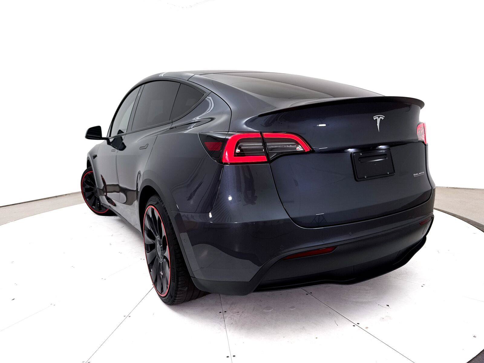 Used 2022 Tesla Model Y Performance AWD/4WD image 5