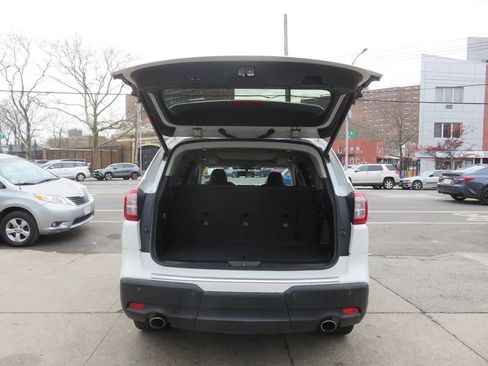 Used 2020 Subaru Ascent Limited w/ Technology Package AWD/4WD image 24