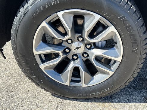 Used 2022 Chevrolet Silverado 1500 RST AWD/4WD image 11