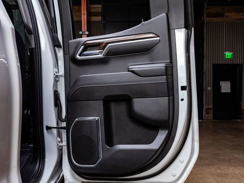 Used 2023 GMC Sierra 1500 Elevation w/ Preferred Package image 39