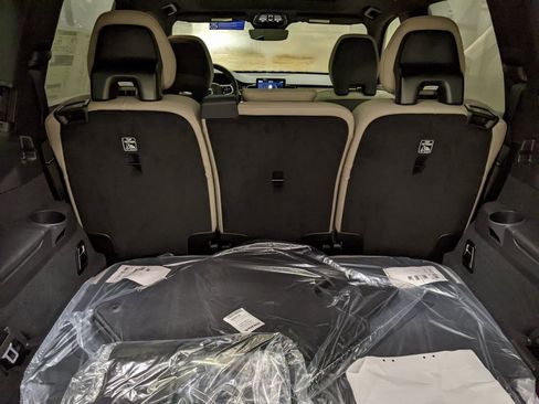 New 2026 Volvo XC90 B5 Plus image 27