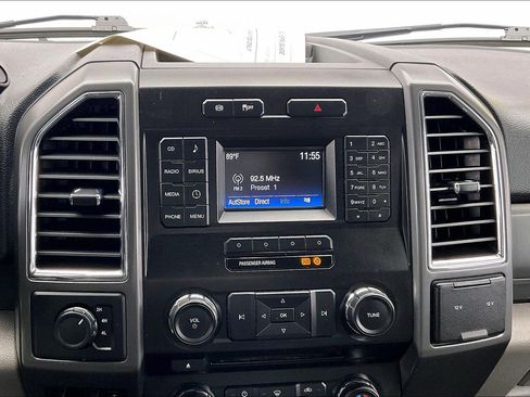Used 2018 Ford F350 XLT AWD/4WD image 5