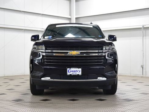 Used 2023 Chevrolet Tahoe LT w/ Luxury Package AWD/4WD image 2