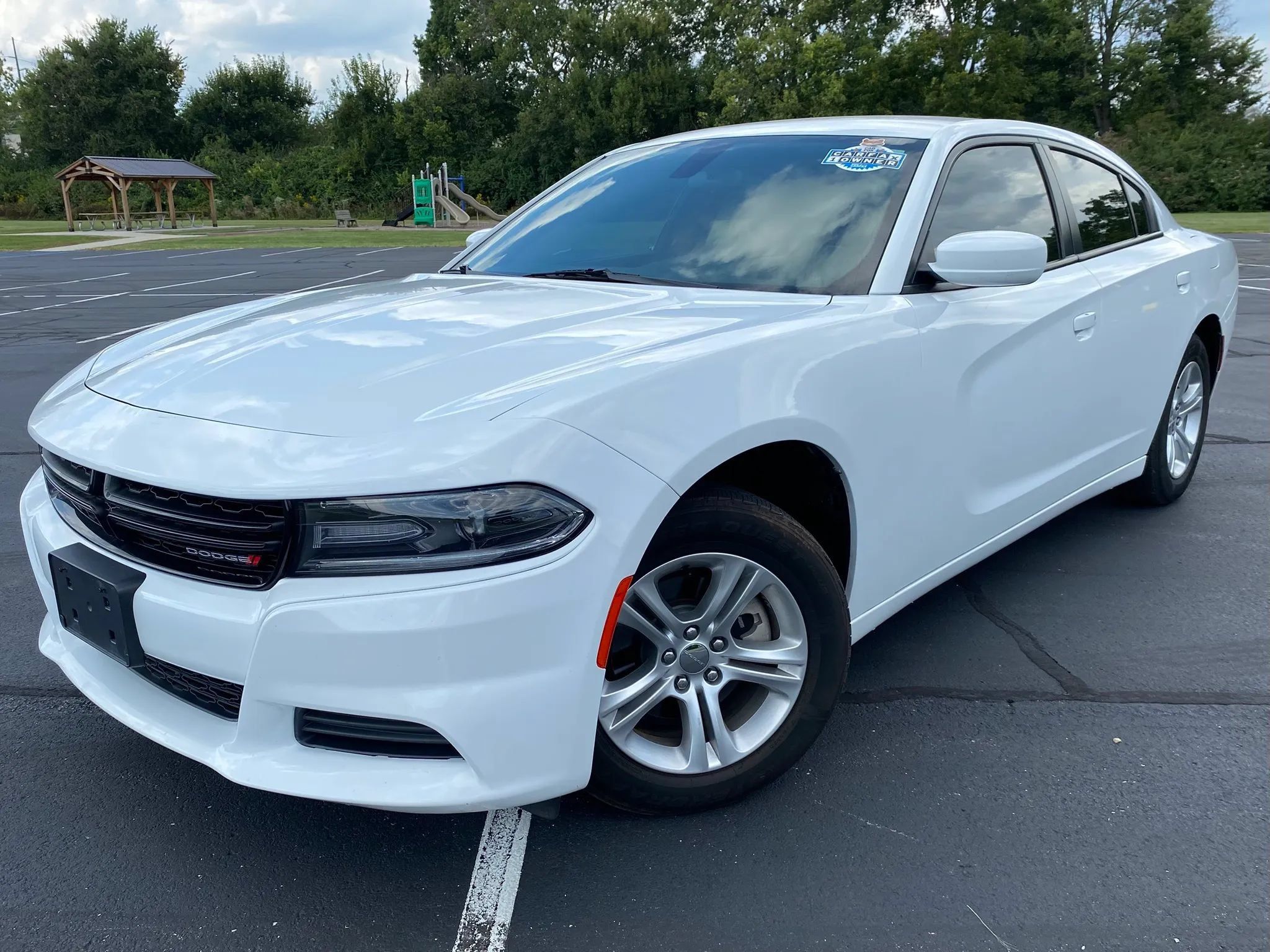Used 2021 Dodge Charger SXT RWD image 1