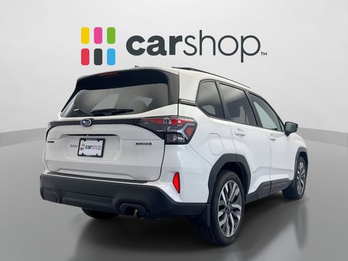 Used 2025 Subaru Forester Touring AWD/4WD image 5