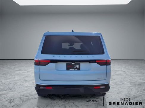 Used 2024 Jeep Wagoneer L Series II w/ Flexible Seating Group image 6