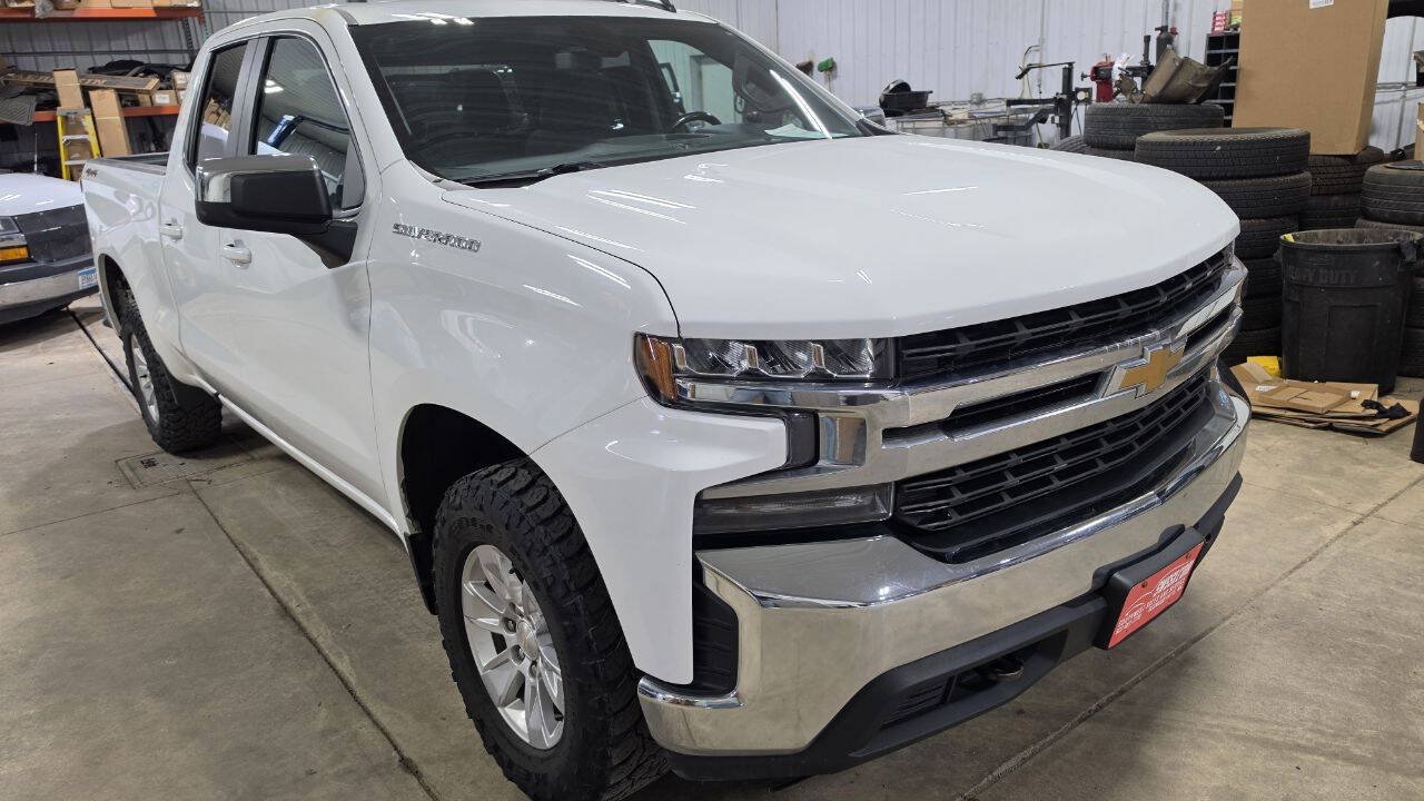 Used 2019 Chevrolet Silverado 1500 LT w/ All-Star Edition AWD/4WD image 1