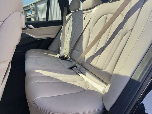 Used 2019 BMW X5 xDrive50i w/ M Sport Package AWD/4WD image 23