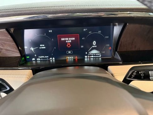 Used 2021 Lincoln Navigator Reserve w/ Luxury Package image 25