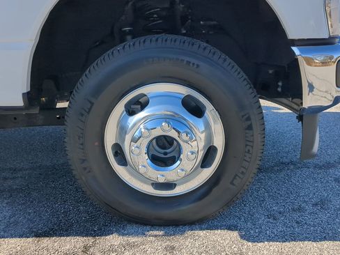 Certified 2024 Ford F350 XL w/ XL Driver Assist Package image 9
