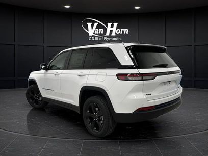 New 2025 Jeep Grand Cherokee Limited w/ Black Appearance Package