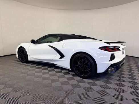 Used 2025 Chevrolet Corvette Stingray Preferred Conv w/ 2LT RWD image 10