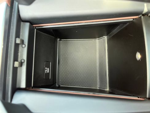 Used 2021 BMW X5 M50i AWD/4WD image 26