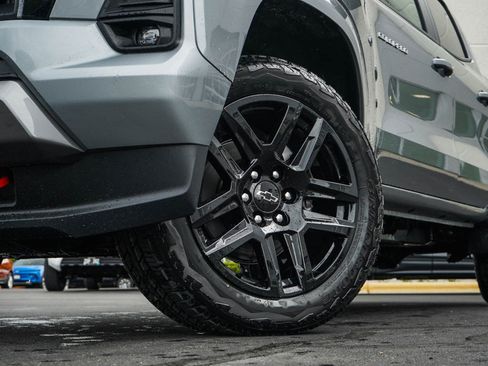 New 2025 Chevrolet Colorado Z71 w/ Technology Package image 6