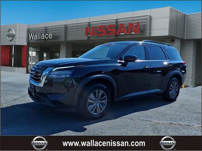 Certified 2025 Nissan Pathfinder SV