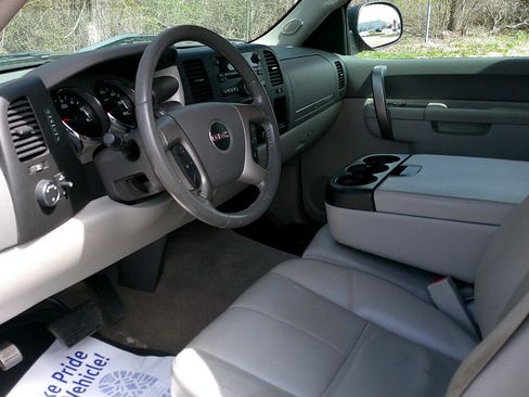 Used 2013 GMC Sierra 1500 SLE w/ Power Tech Package image 28