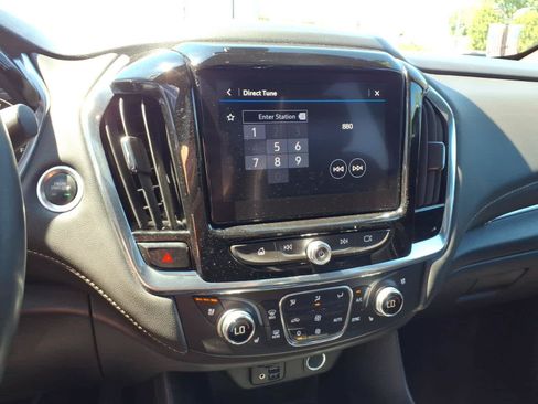 Certified 2023 Chevrolet Traverse Premier w/ Redline Edition AWD/4WD image 13