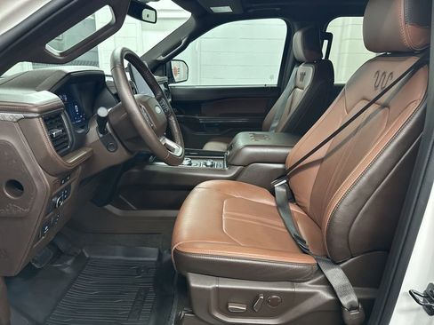 Used 2024 Ford Expedition Max King Ranch AWD/4WD image 18