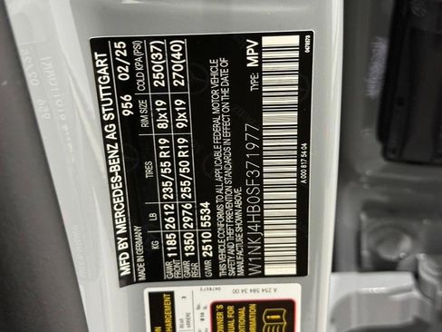 Certified 2025 Mercedes-Benz GLC 300 4MATIC image 20