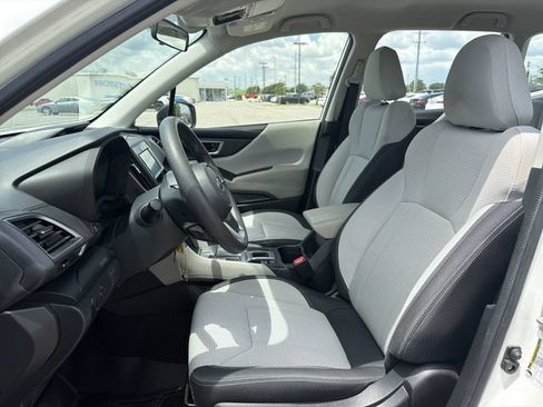 Used 2021 Subaru Forester AWD/4WD image 3