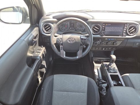 Used 2021 Toyota Tacoma TRD Off-Road AWD/4WD image 24