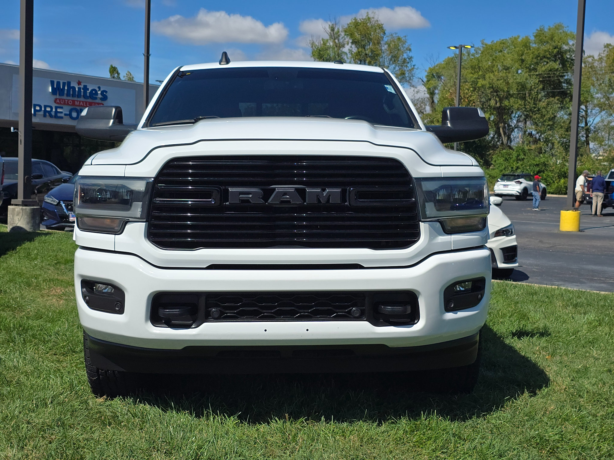 Used 2020 RAM 2500 Laramie w/ Night Edition AWD/4WD image 10