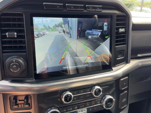 Used 2022 Ford F150 Lariat w/ Equipment Group 502A High AWD/4WD image 17