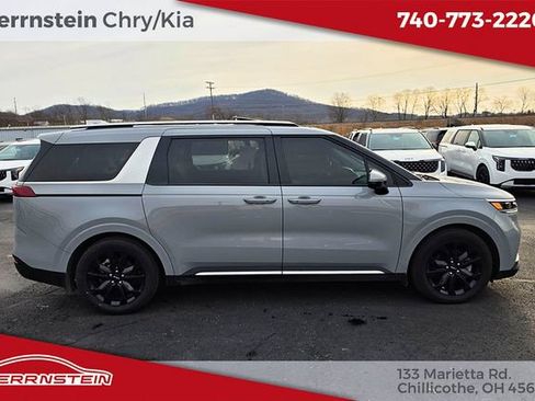 Used 2024 Kia Carnival SX Prestige image 31