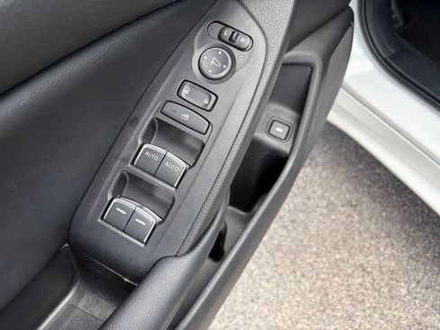 Used 2022 Honda Accord Sport image 16