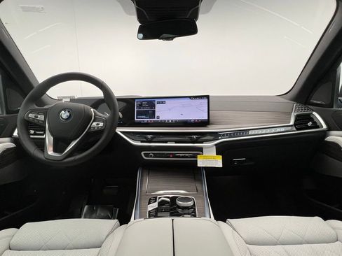 New 2026 BMW X5 xDrive50e AWD/4WD image 10